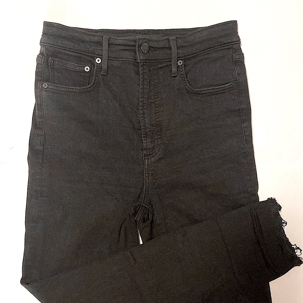Denim Forum Aritzia Lola Black High Rise Slim jeans. 28